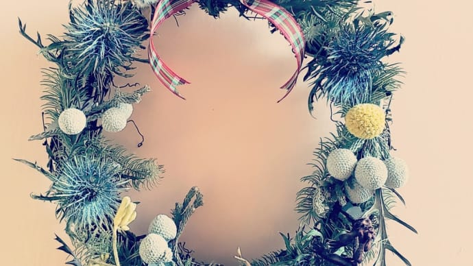 今年のクリスマスリースを作りました🎄