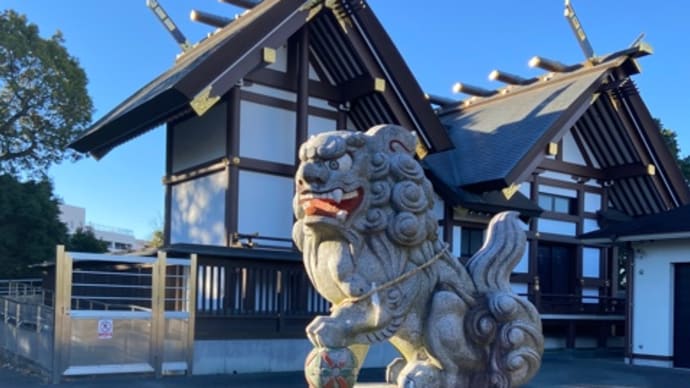 神社で散歩