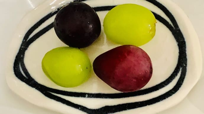 秋の味覚 ぶどう 栗の渋皮煮