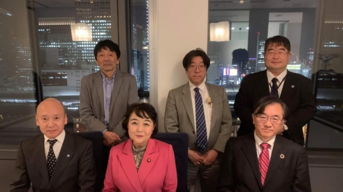 猪口邦子先生と楽しく食事会