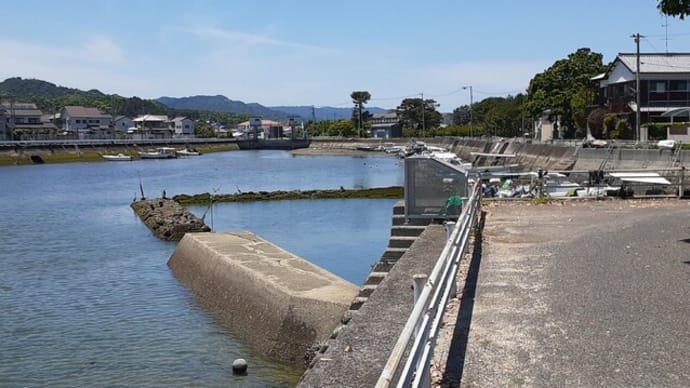 椀船の港
