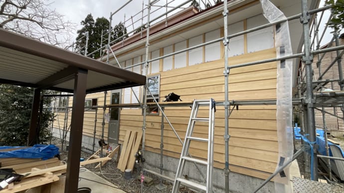 能登ヒバの下見板貼り