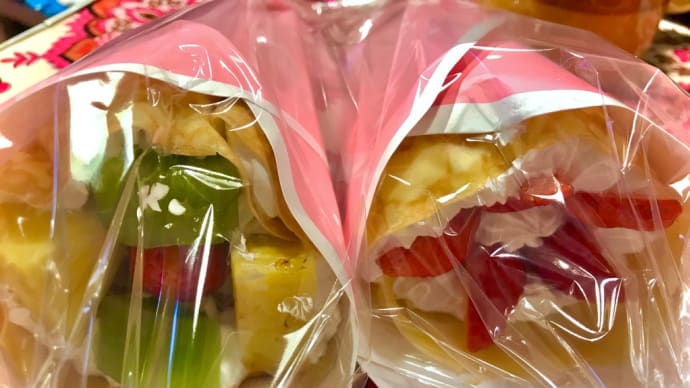 果物王国の果物店でクレープテイクアウト‼︎