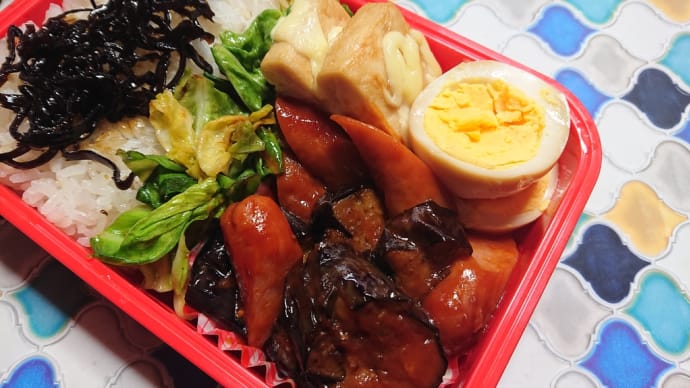 市販の炭火焼きチキンでお弁当