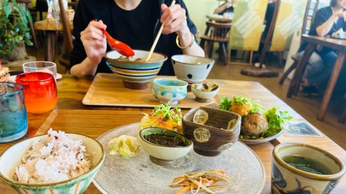糸満・土〜夢(どーむ)ご飯カフェでランチ!出産前最後の母と娘の沖縄旅②