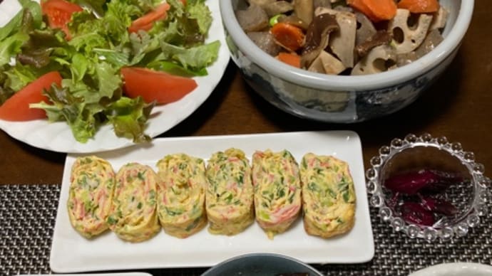 筑前煮とカニカマとねぎのだし巻き卵