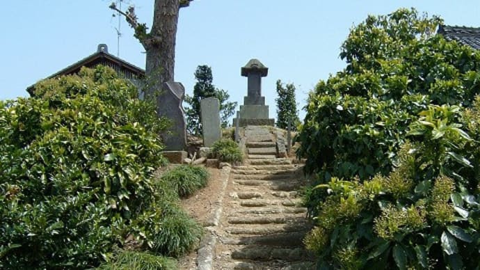 富士塚の石仏群
