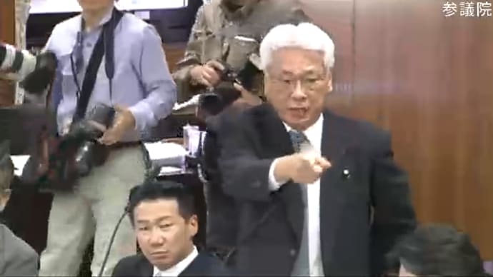 江渡聡徳・防衛大臣が民主党の猛攻に耐えかね更迭