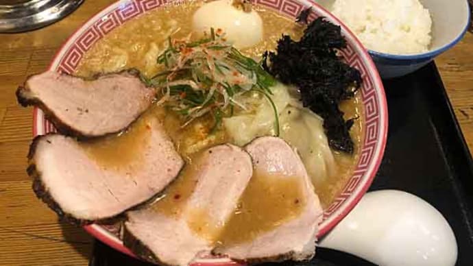 「麺切り 白流」の金曜限定・こってり特製焼干し味噌そば!