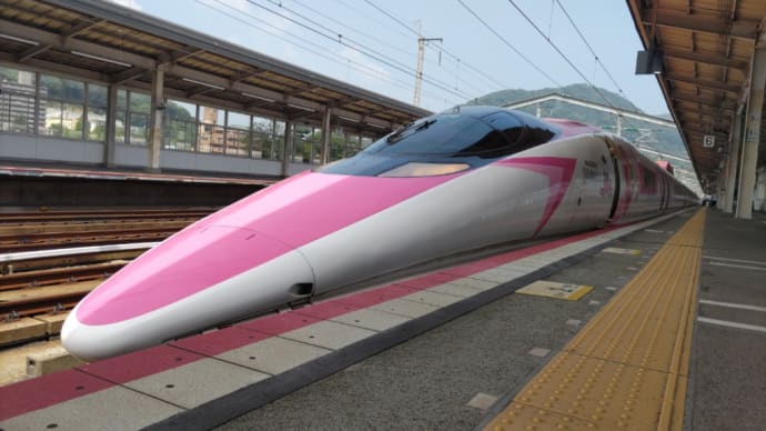Hello Kitty Sinkansen