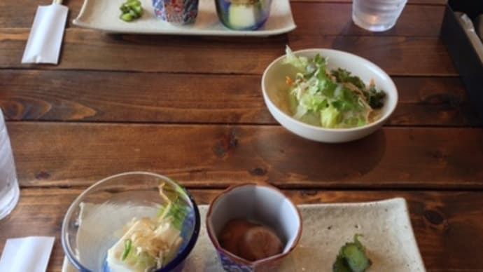 お昼ご飯ははる遊食堂に