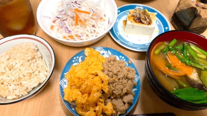 糖尿病の食事…そぼろと卵の二色丼(わたしは丼ナシ)