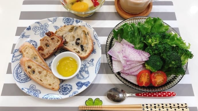 美味しいパンで朝ごはんと、フルーツポンチを作った訳