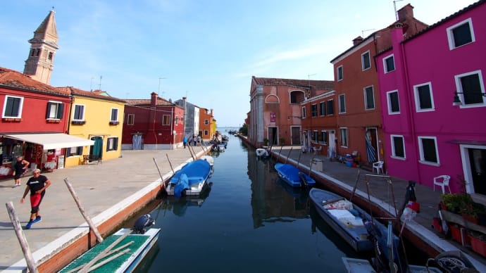 イタリア・ブラーノ島　何色がお好き？