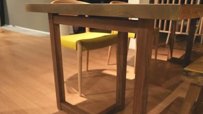 2359、【国内にて受注製作】スッキリとした木脚です。3つの樹種にて製作をする事が出来ます。一枚板と木の家具の専門店エムズファニチャーです。