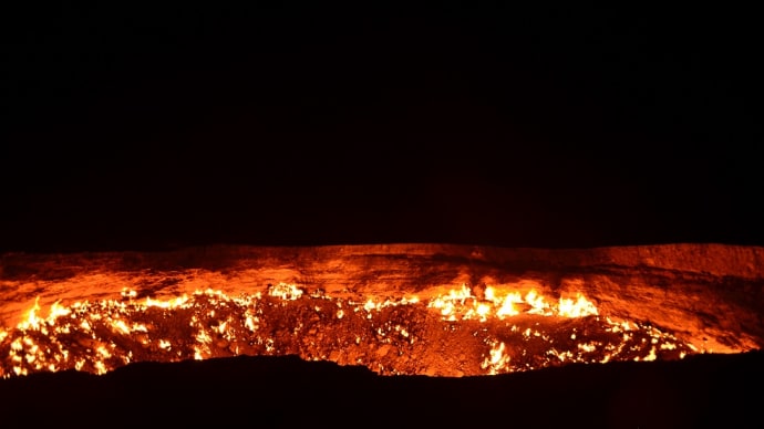 トルクメニスタン　　地獄の門