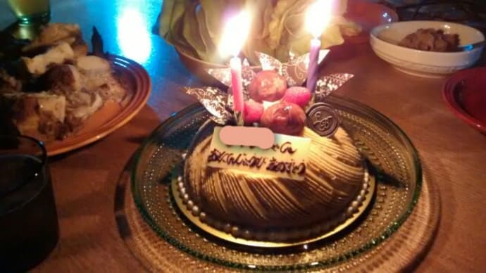 次女の２０歳のお誕生日は、県民に人気な「コッコローチキン」でお祝いしたのだ。