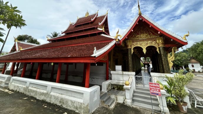 ラオス1人旅3日め④ 装飾が美しい寺院「ワット・マイ」