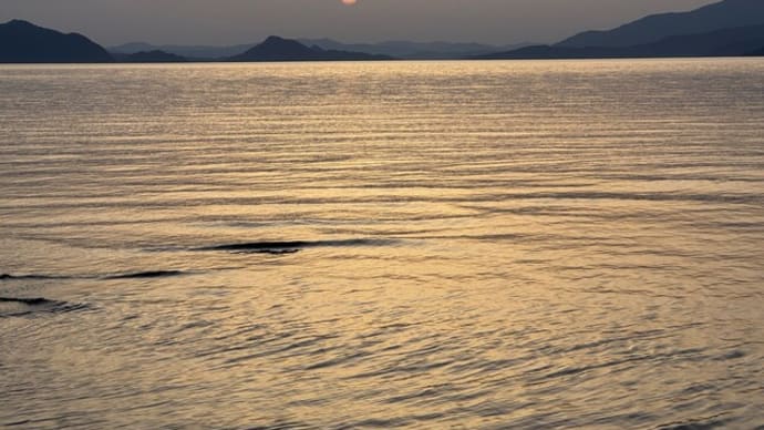 海浦港での17分 黄色い夕陽