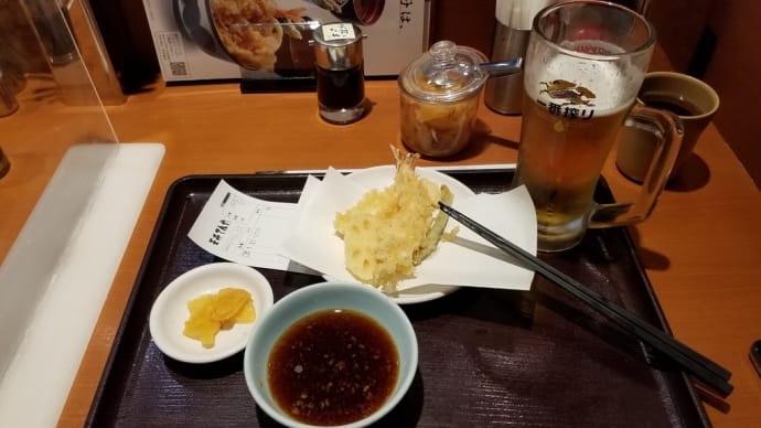 天ぷら4品+生ビール中ジョッキ=740円@ヤエチカてんや