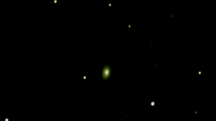 星見娘で電視観望4039(かみのけ座 M64黒眼銀河)