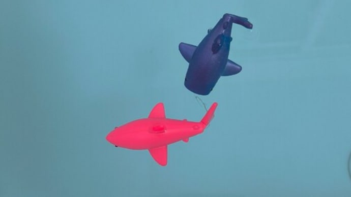 サメのおもちゃが意外とよく出来ている