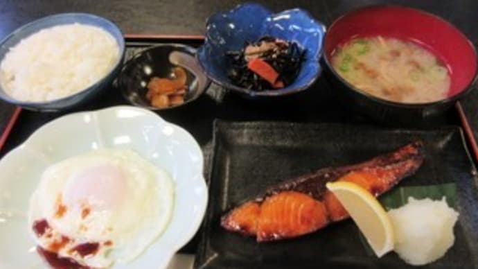 13回目「お食事処 肴町」、今回のワンコイン朝食は、ぶり照り焼き