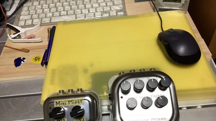先日のライブで活躍したminiミキサーの2個
