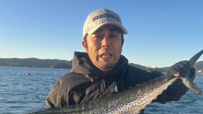 1号船午前便ヒラメ釣り、午後便アオリイカ釣り 2号船1日便でヒラメ釣りです。