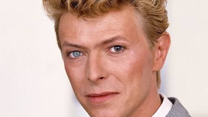 David Bowie on Twitter/250212