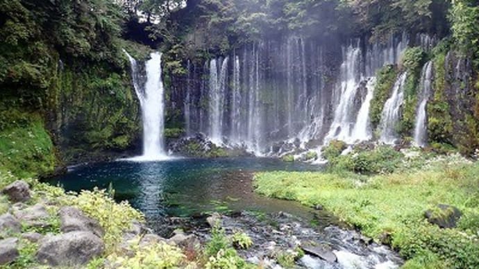 雨でしたが白糸ノ滝へ