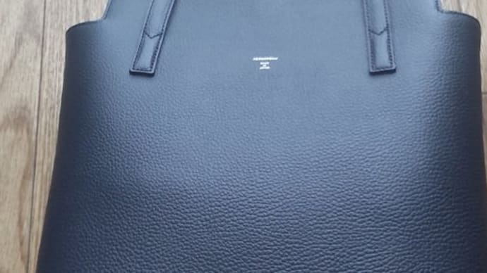 新しい日本製のトートを買いました!!