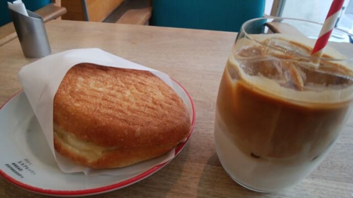 パンとエスプレッソと でランチ