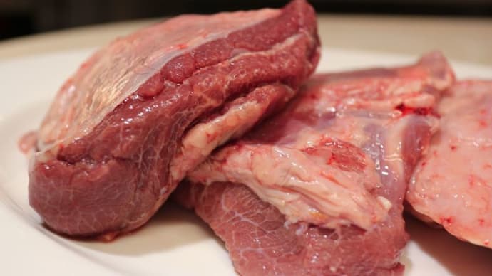 仔牛のほほ肉の白ワイン煮込み