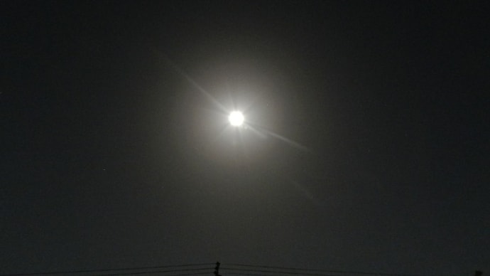 今宵のお月さん（2023年5月4日-大安）　満月の二日前らしい