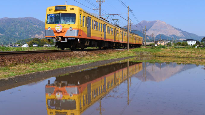 851編成・水鏡