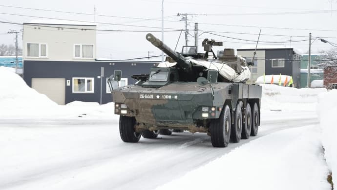 2/20 16式機動戦闘車、96式装輪装甲車、高機動車