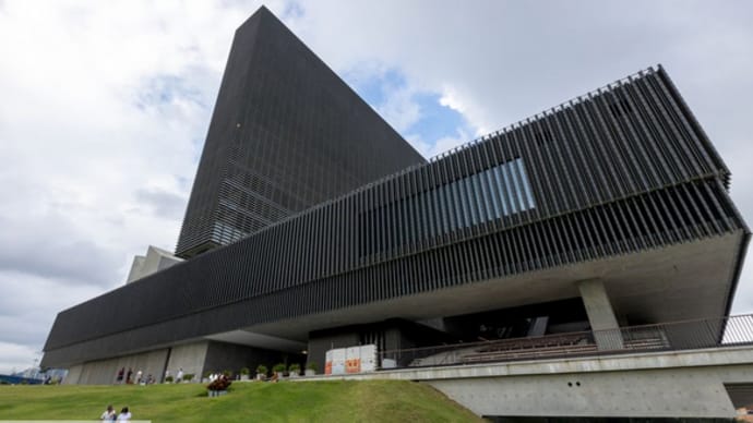 木元貴章の建築の世界「M+」