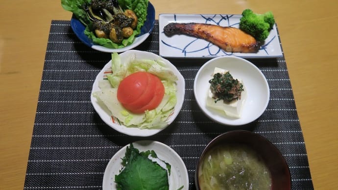 田舎定食、炊屋食堂の質素倹約一汁三菜、簡単安く旨く・・・庶民の味。