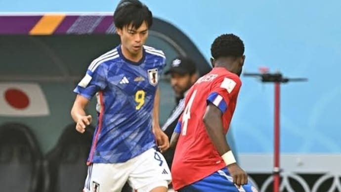 夜中に日本対クロアチア戦だよ〜見るために、早く寝ます😞