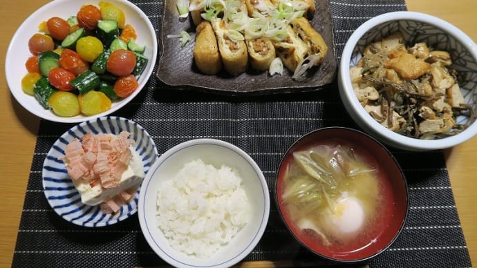 油揚の納豆包焼、炊屋食堂の田舎定食、質素倹約一汁三菜、簡単安く旨く・・・庶民の味。