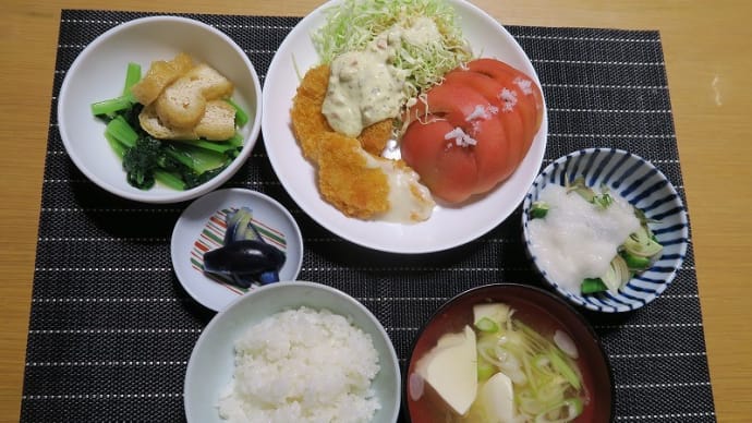 田舎定食、コロッケとおひたし、炊屋食堂の質素倹約一汁三菜、簡単安く旨く・・・庶民の味。