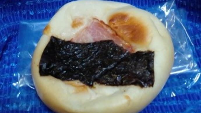 鶏そぼろと海苔蓮根のたいたん、とゆ~パンで朝食したんだね:P