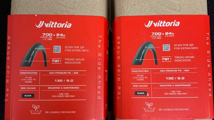 日本一安い正規輸入品！#vittoria CORSA N.EXT 24Cリムブレーキ用クリンチャータイヤ。