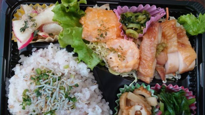 お昼はお弁当🍱(12/6)