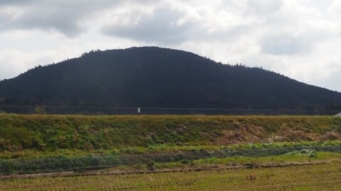 箸墓古墳の周濠を歩く 2023 ①