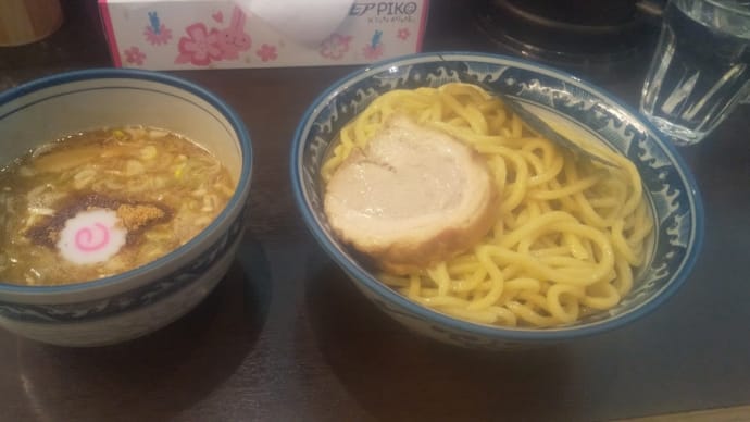 北綾瀬駅前の食感が良いつけ麺の人気店