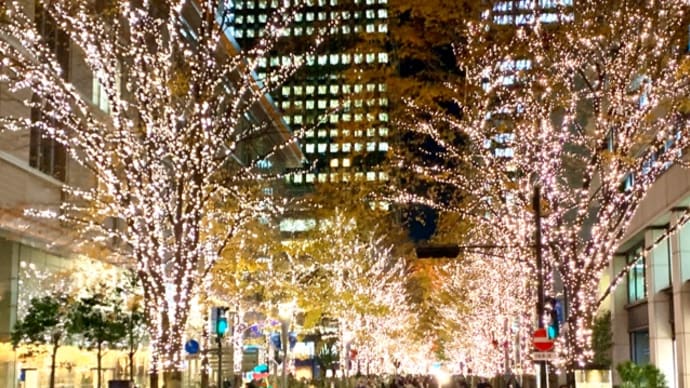 銀座のシャンパン通りにチコちゃん発見!