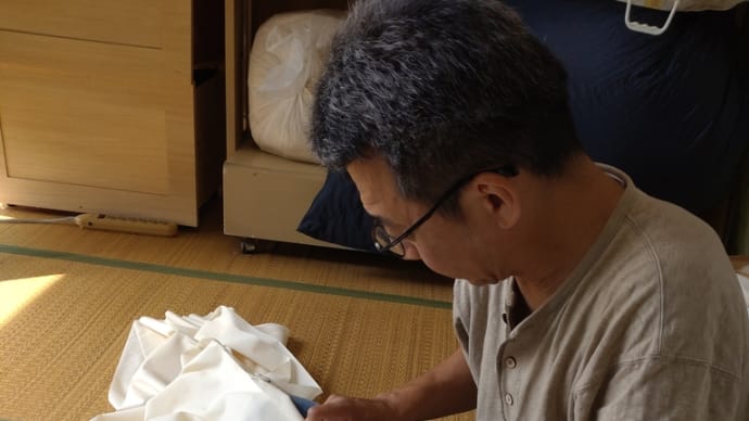 普段の業務の間に、兄妹で和ふとんのふとん職人目指して頑張っております。