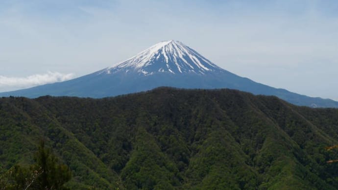 山梨百名山の釈迦ヶ岳(笛吹市芦川、1,641m)登山(2)【富士山など山頂からの眺望、下山、おごっそう家でかき揚げ丼】